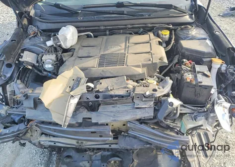 2017 Subaru Outback 3.6R Limited z USA, uszkodzony, nr VIN 4S4BSENC2H3393783